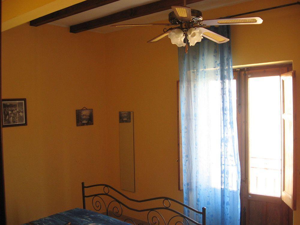 Bed and Breakfast Emporium Кастелламмаре-дель-Голфо Экстерьер фото